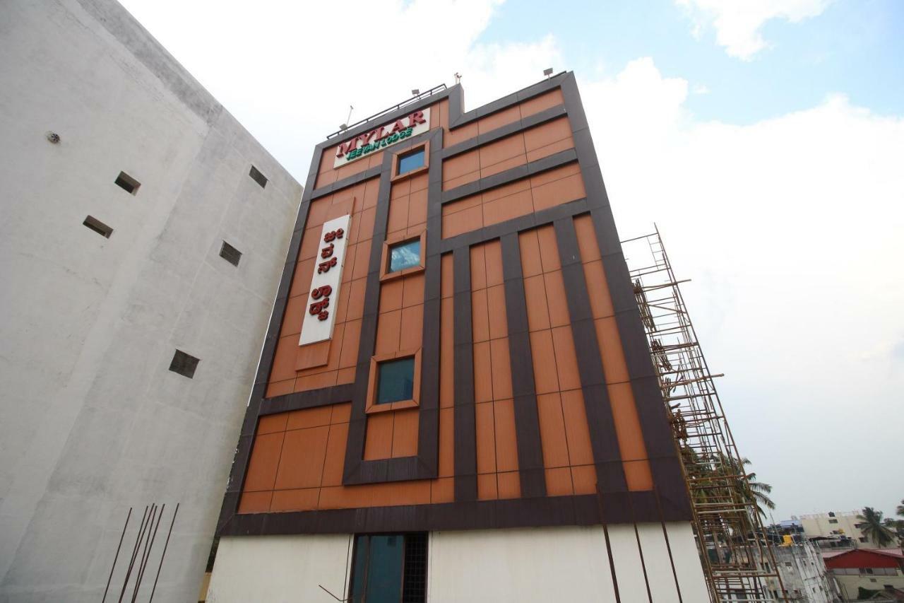 Oyo Flagship 30734 Jeevan Lodge Shimoga Exterior foto
